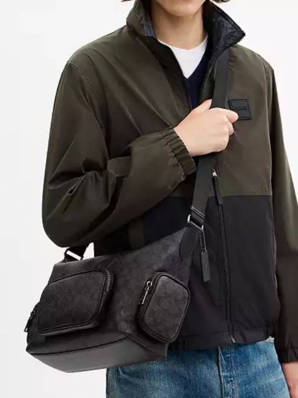 Coach | Finn Crossbody Bag - Picture 5 of 9